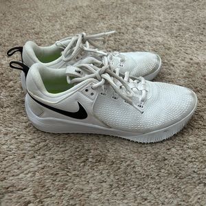 NIKE white womens hyperace volleyball shoes